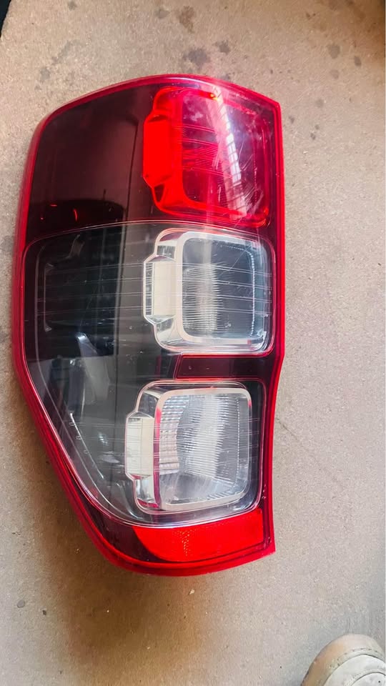 Ford Ranger Wildtrack taillight T7 - Private Seller Ford Ranger Wildtrack taillight T7 - Private Seller