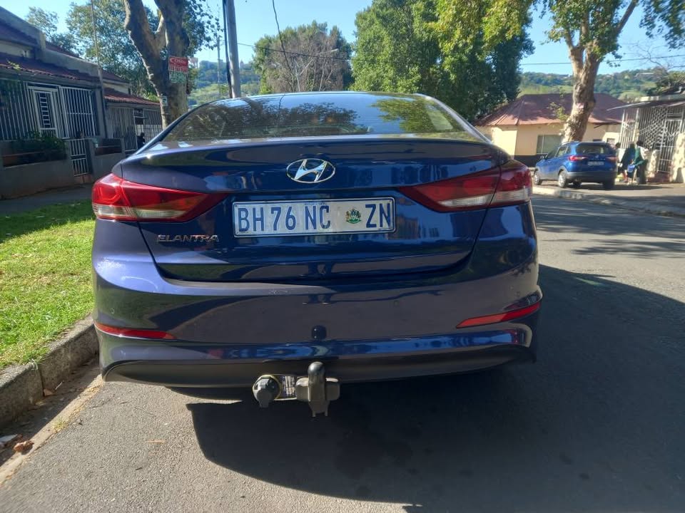 2019 Hyundai Elantra 1.6 Petrol, AUTOMATIC, BLUE Color, Mileage 67000kms, SERVICE boo