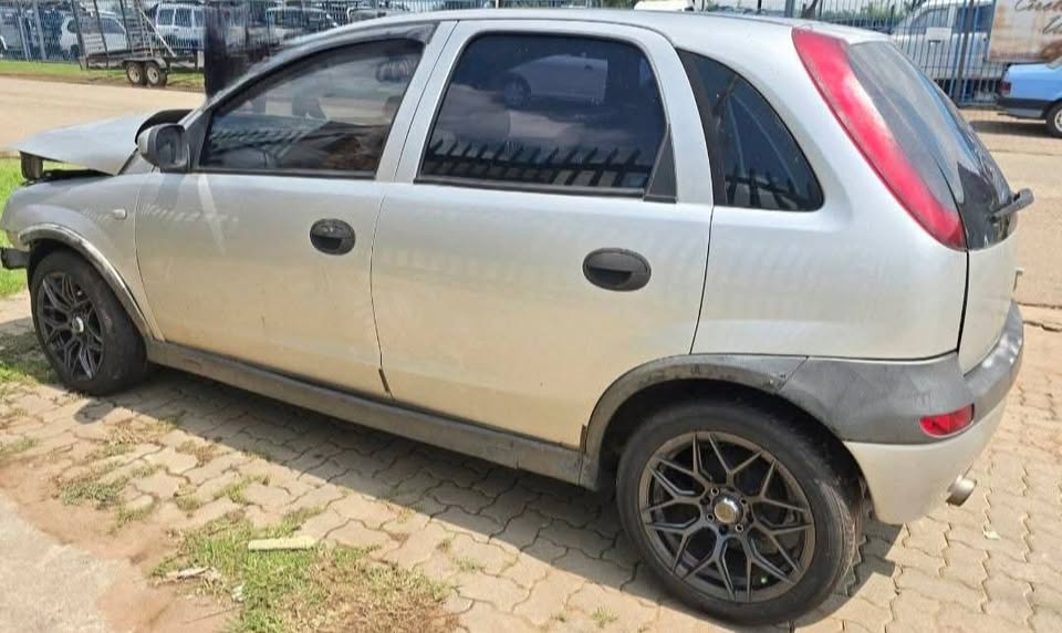 Opel Corsa Gamma 1.4i Now Stripping For Spare Parts - Private Seller Opel Corsa Gamma 1.4i Now Stripping For Spare Parts - Private Seller