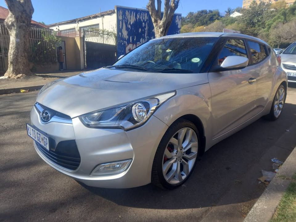 2013 Hyunda Veloster 1.6 GDi, Automatic, Silver, Service book, 165000kms