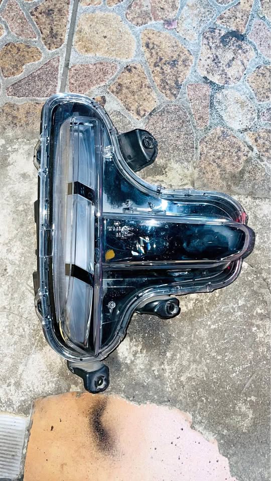 Chery Tiggo 7 Pro fog light - Private Seller Chery Tiggo 7 Pro fog light - Private Seller