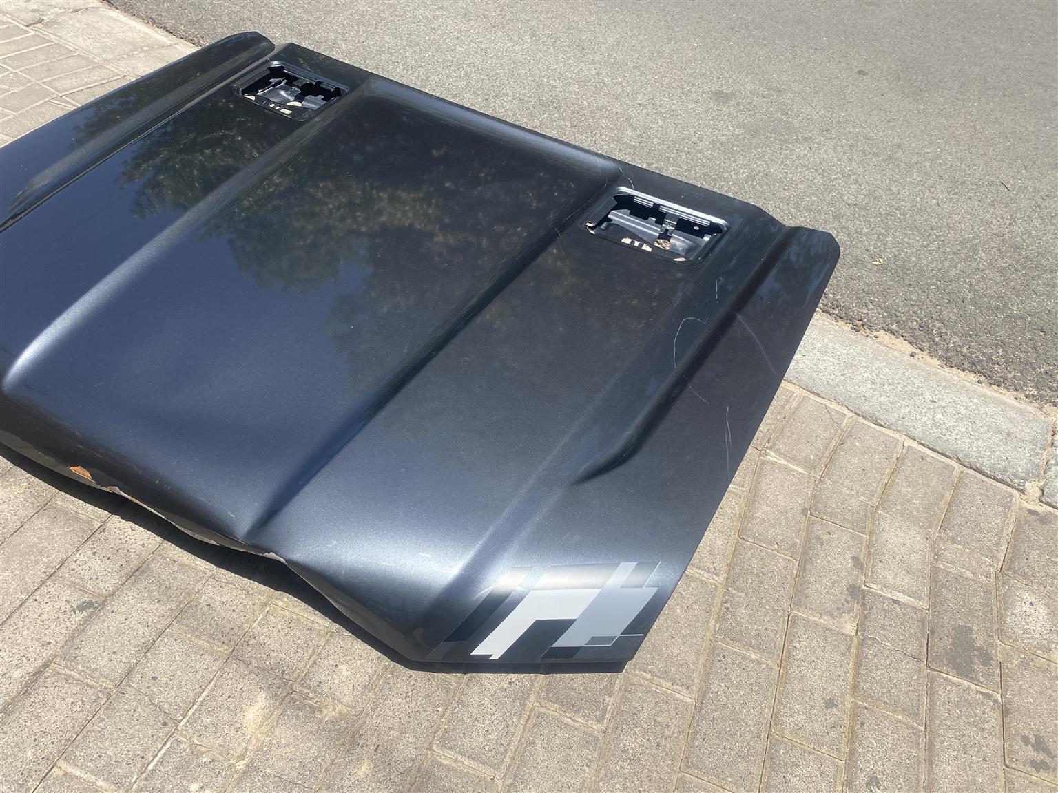2024 FORD RANGER RAPTOR BONNET FOR SALE. IN EXCELLENT CONDITION - Private Seller