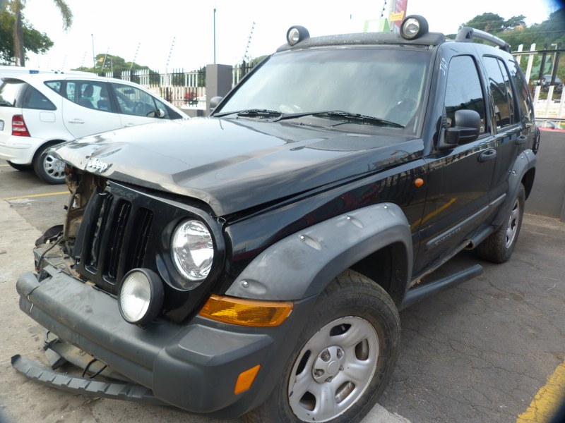 Jeep Cherokee 2.8 CRD Renegade AT Black - 2006 STRIPPING FOR SPARES - Private Seller
