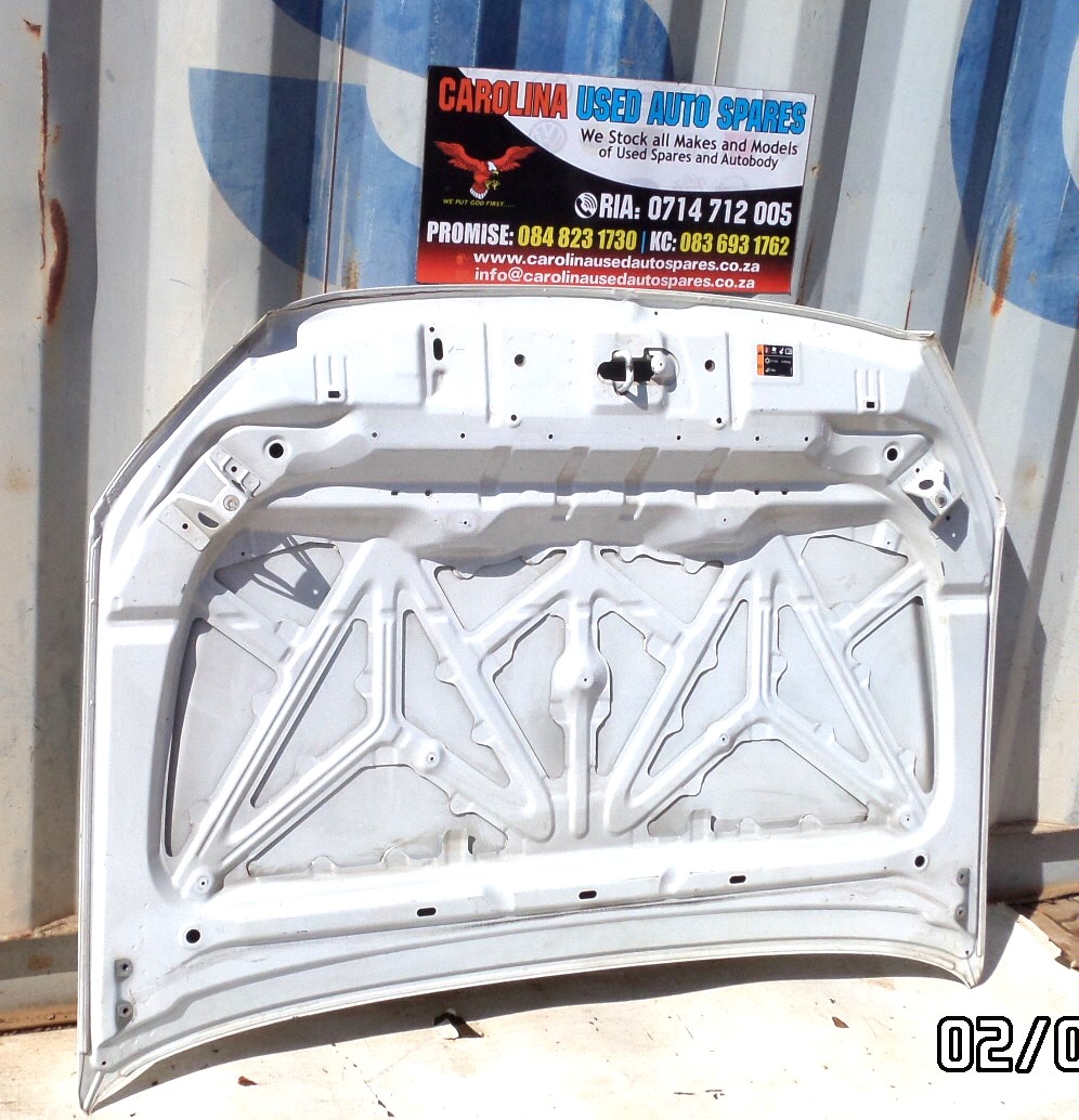 Isuzu Kb250 bonnet (2018-2022) - Private Seller Isuzu Kb250 bonnet (2018-2022) - Private Seller