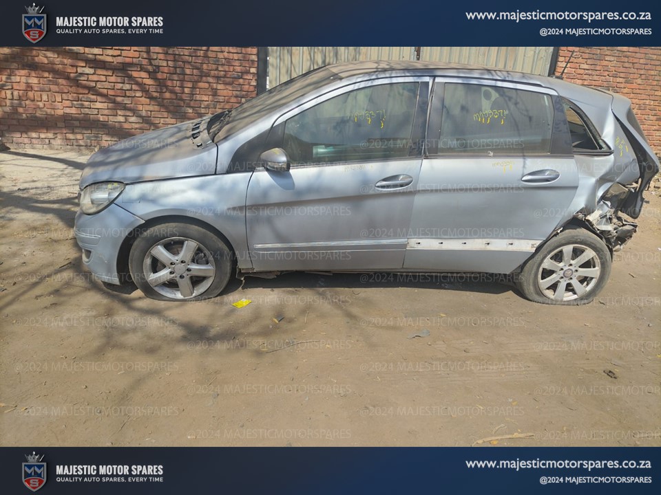 2006 Mercedes-Benz B200 Turbo W245 Automatic Stripping accident damaged - Private Seller 2006 Mercedes-Benz B200 Turbo W245 Automatic Stripping accident damaged - Private Seller