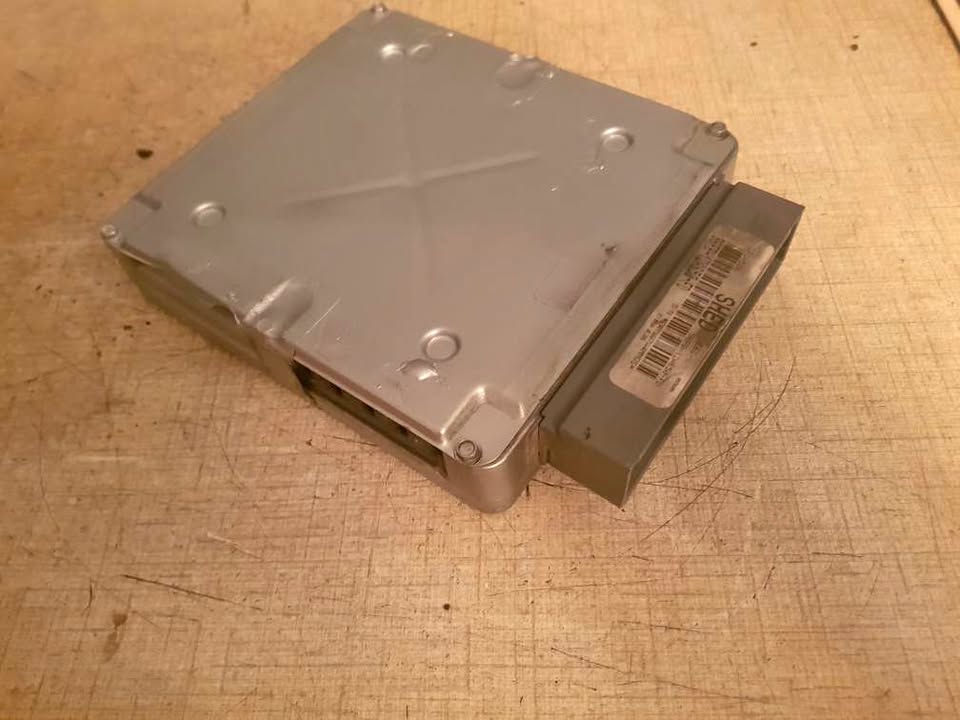 FORD FOCUS OR FIESTA MK3 COMPUTER BOX FORSALE - Private Seller FORD FOCUS OR FIESTA MK3 COMPUTER BOX FORSALE - Private Seller