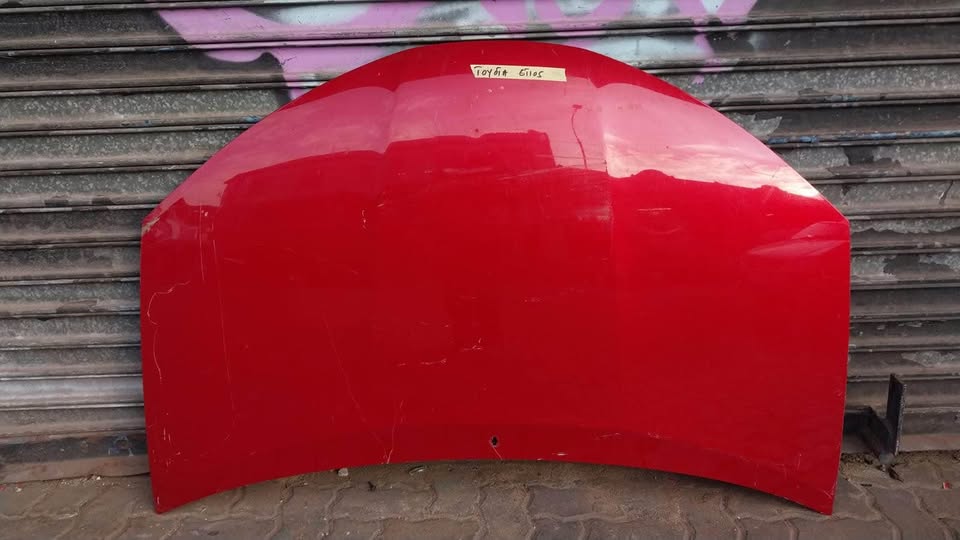 Toyota Etios bonnet - Private Seller Toyota Etios bonnet - Private Seller