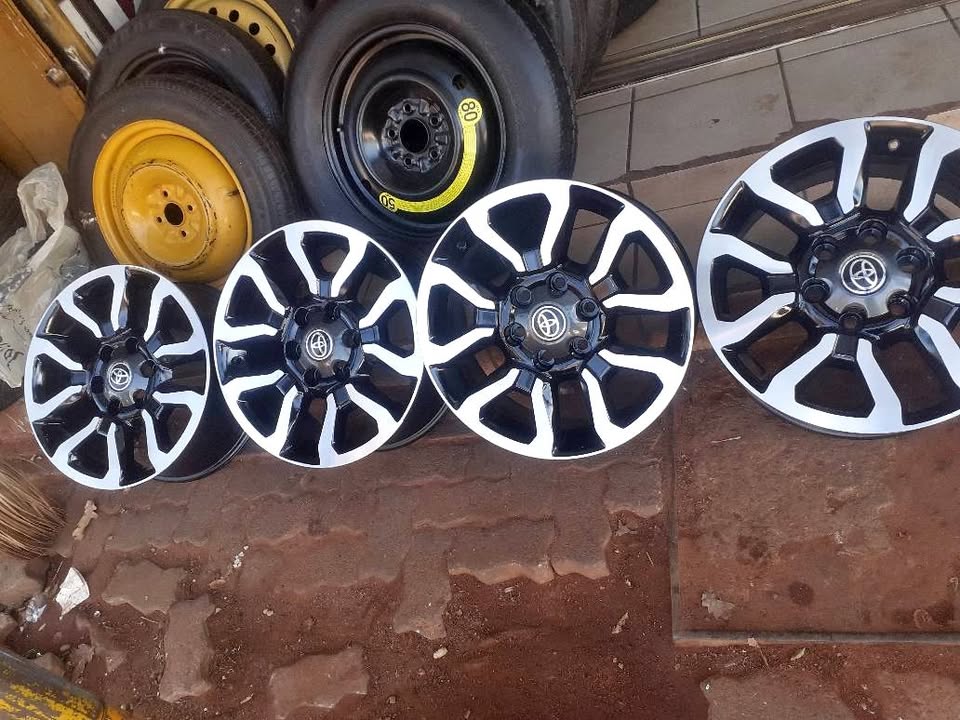 NEW RIMS FOR TOYOTA LEGEND RS SIZE R18