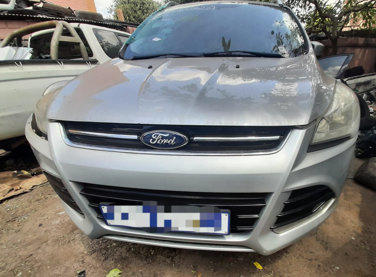 Ford kuga 1.6L/1.5L Stripping for spares