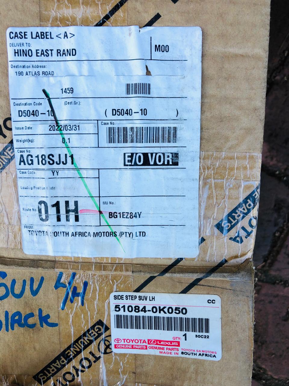 Toyota Hilux D4D left side step (replacement) - Private Seller Toyota Hilux D4D left side step (replacement) - Private Seller