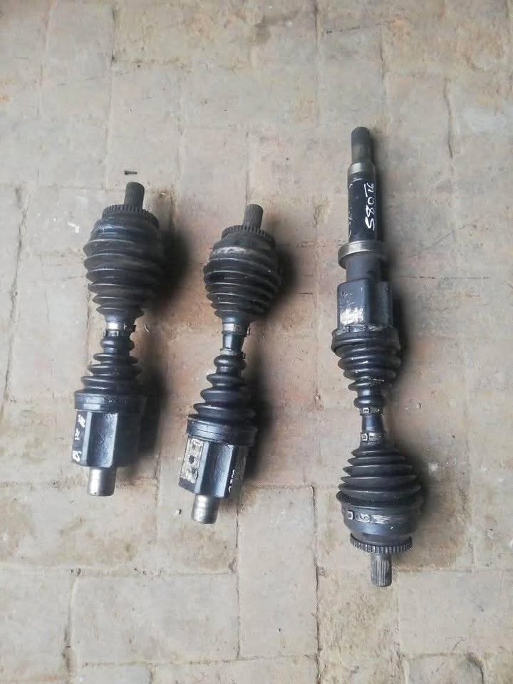 Volvo S80 T6 2000-2004 automatic driver shatf for sale - Private Seller Volvo S80 T6 2000-2004 automatic driver shatf for sale - Private Seller