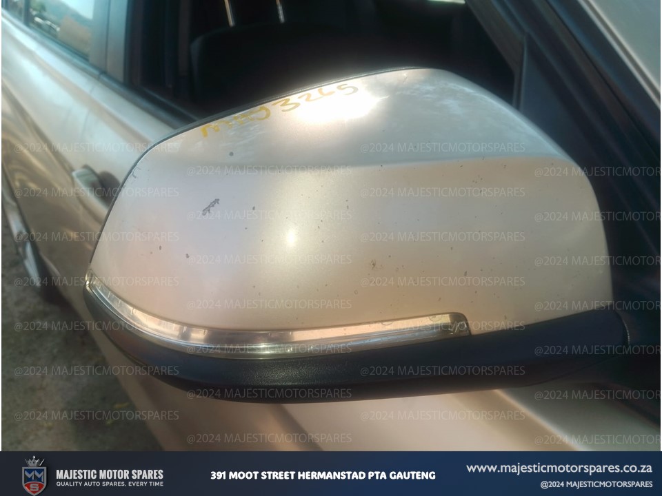 2014 BMW 316i Side Mirrors Door Mirrors Complete with Indicator for Sale - Private Seller 2014 BMW 316i Side Mirrors Door Mirrors Complete with Indicator for Sale - Private Seller