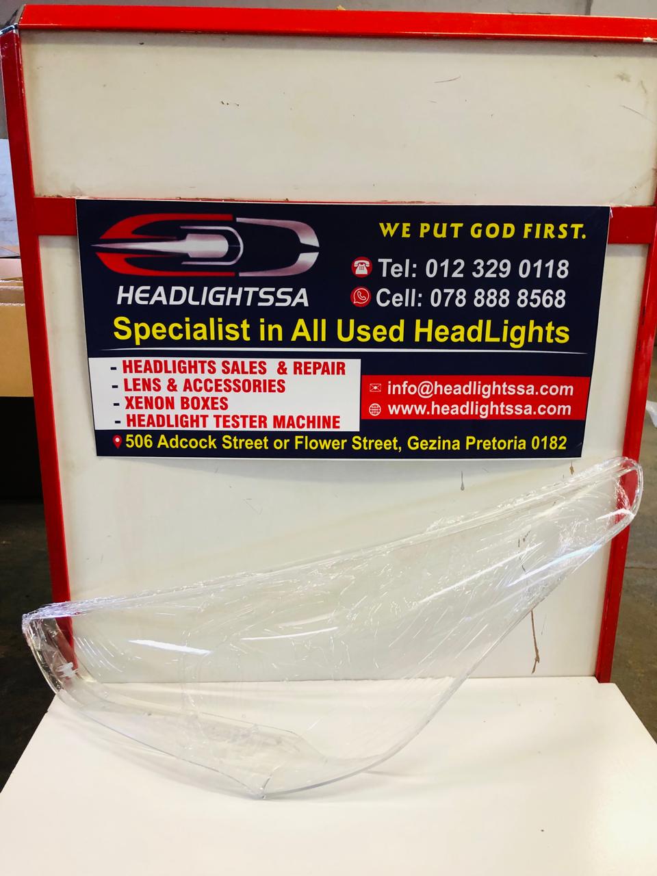 Hyundai Veloster left side headlight replacement lens - Private Seller