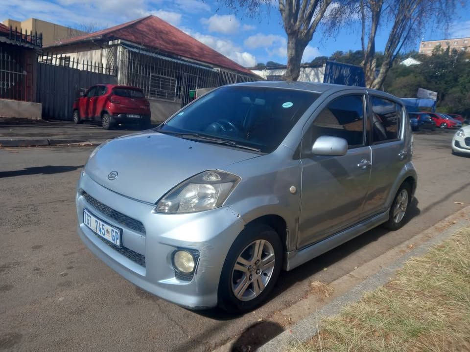 2006 Daihatsu Sirion 1.3 Petrol, Manual, Silver, 120000kms