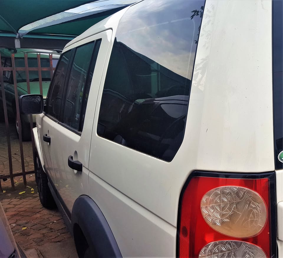 Land Rover Discovery 4 - Stripping for spares - Private Seller