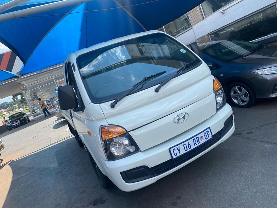 2014 HYUNDAI H-100 2.6 MANUAL