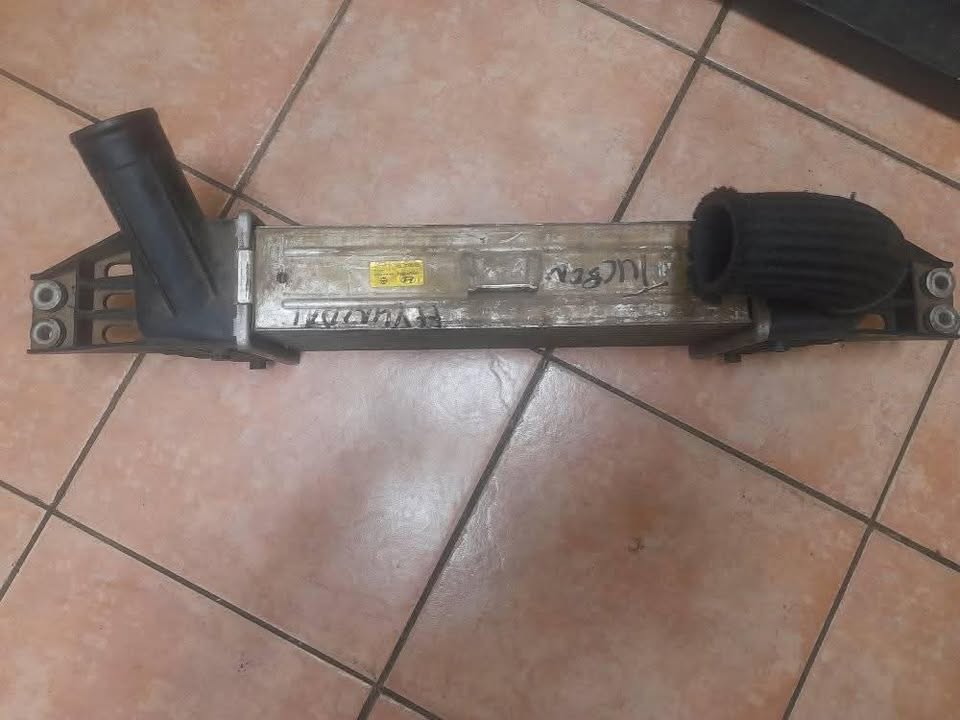HYUNDAI TUCSON INTERCOOLER - Private Seller HYUNDAI TUCSON INTERCOOLER - Private Seller