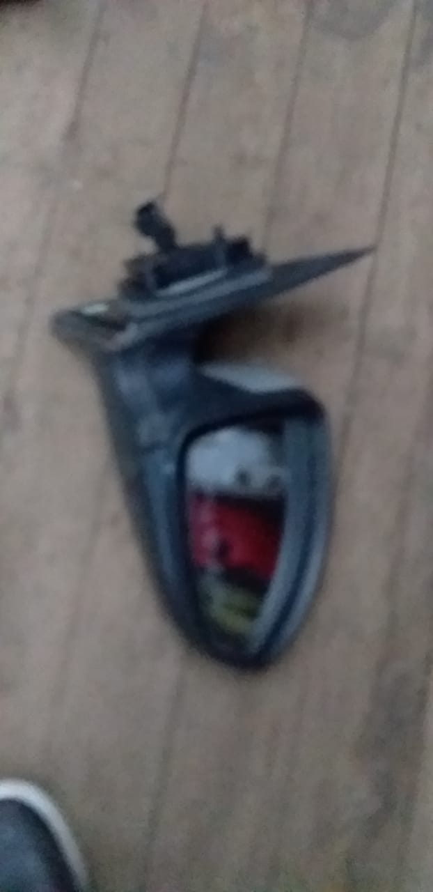 Chevrolet Cruze side mirror - Private Seller