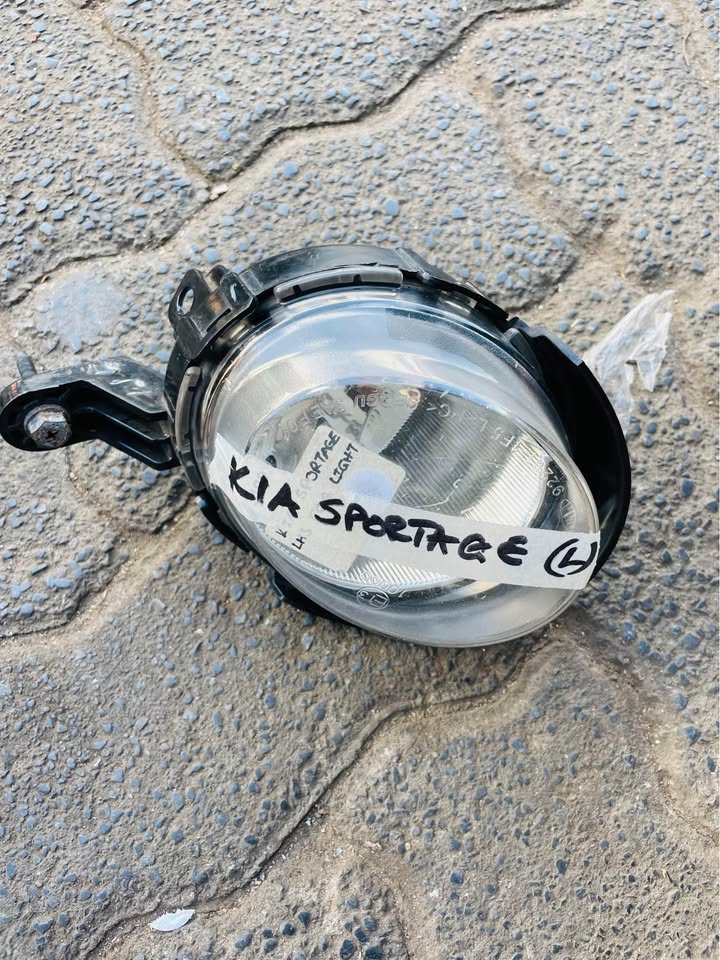 Kia Sportage fog light - Private Seller Kia Sportage fog light - Private Seller