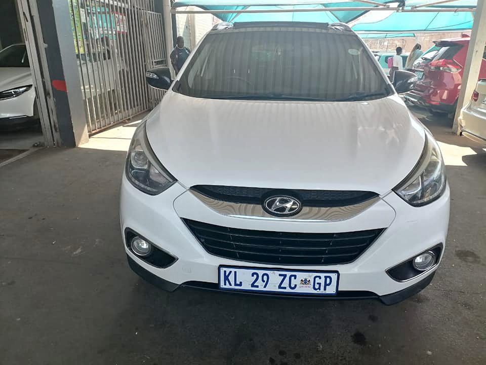 2014 HYUNDAI IX3 2.0 AUTOMATIC 2014 HYUNDAI IX3 2.0 AUTOMATIC