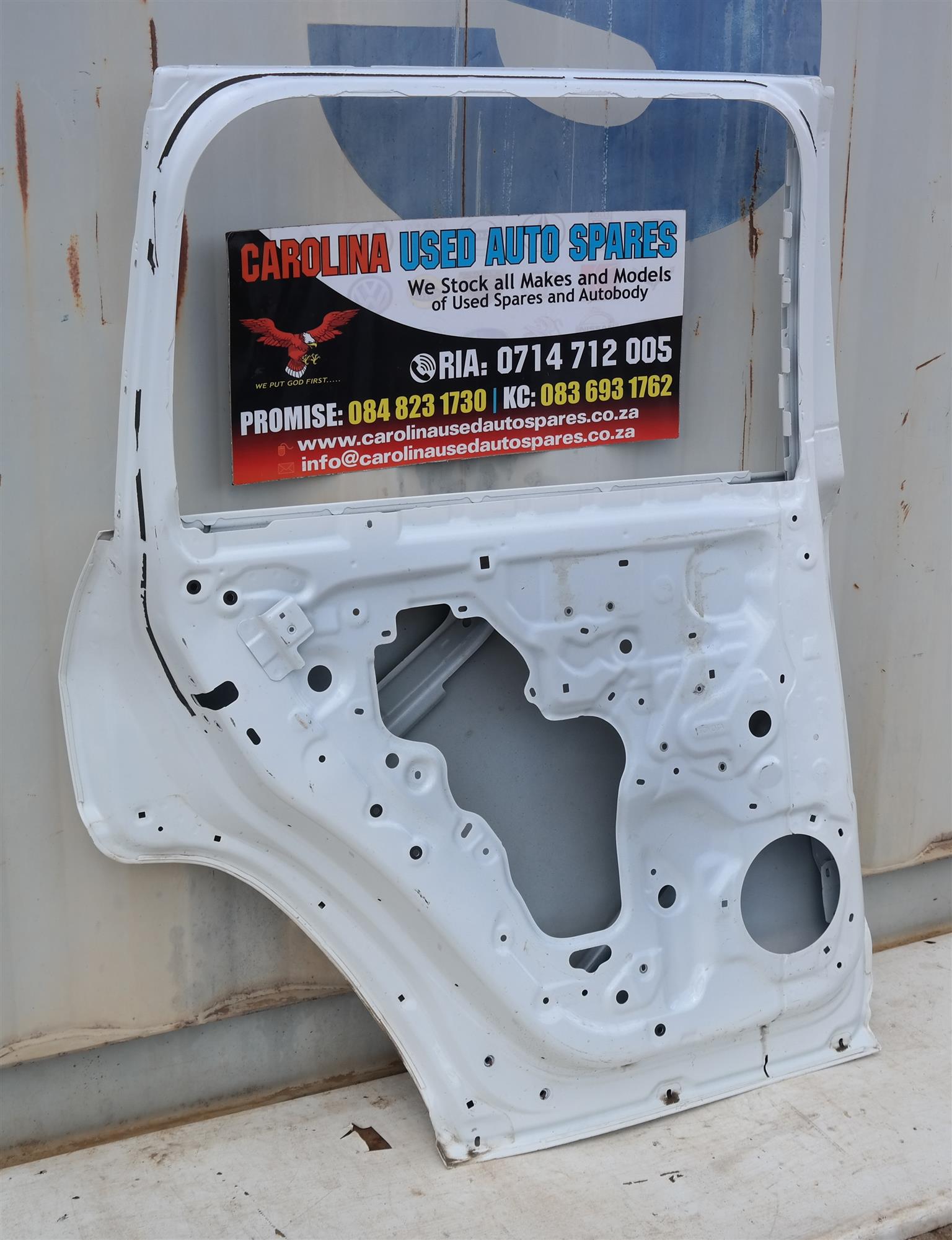 Toyota Land Cruiser LC300 left rear/back door - Private Seller Toyota Land Cruiser LC300 left rear/back door - Private Seller