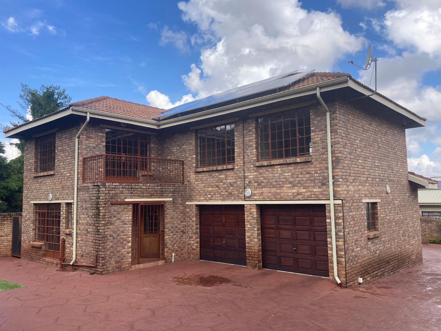 3 bedroom double Storey house for rent
