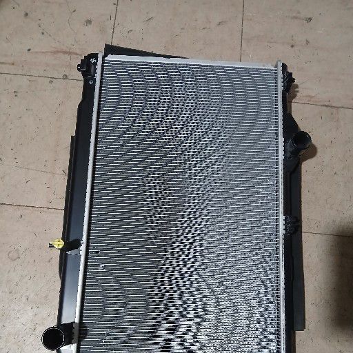 Toyota hilux radiator - Private Seller Toyota hilux radiator - Private Seller