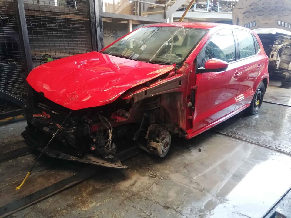 Polo vivo 1.6 breaking for spares