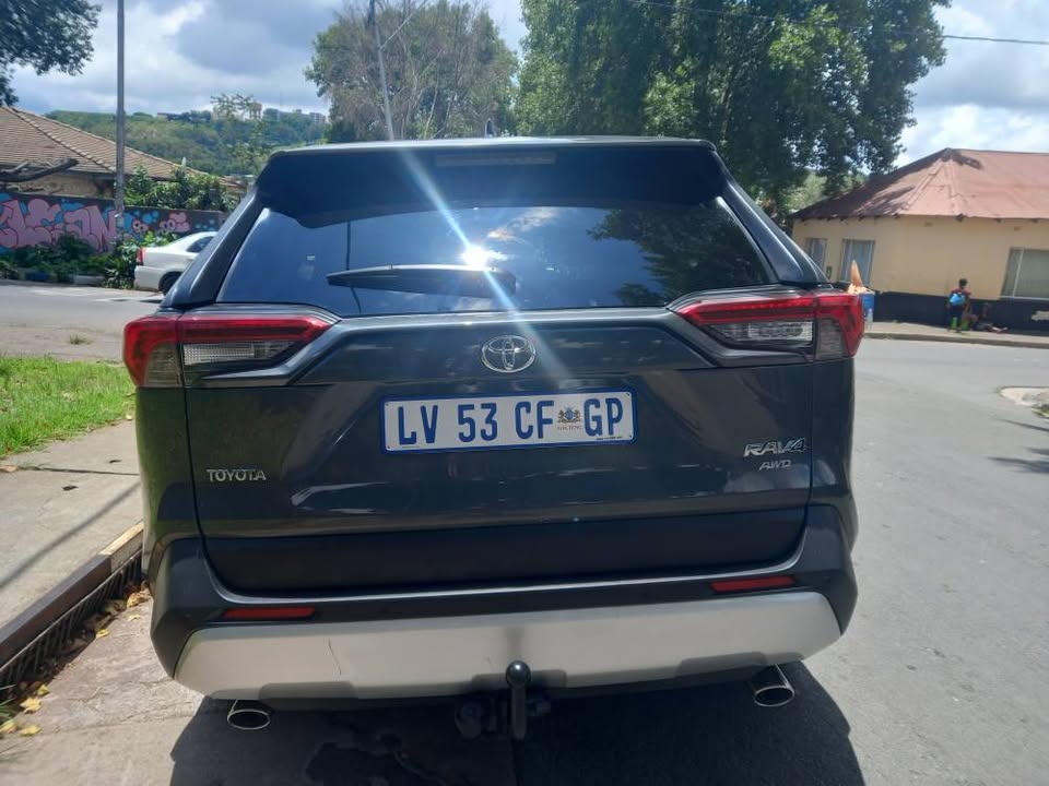 2021 TOYOTA RAV4 SUV 2.0 Petrol, Automatic 4WD, Grey Color, Mileage