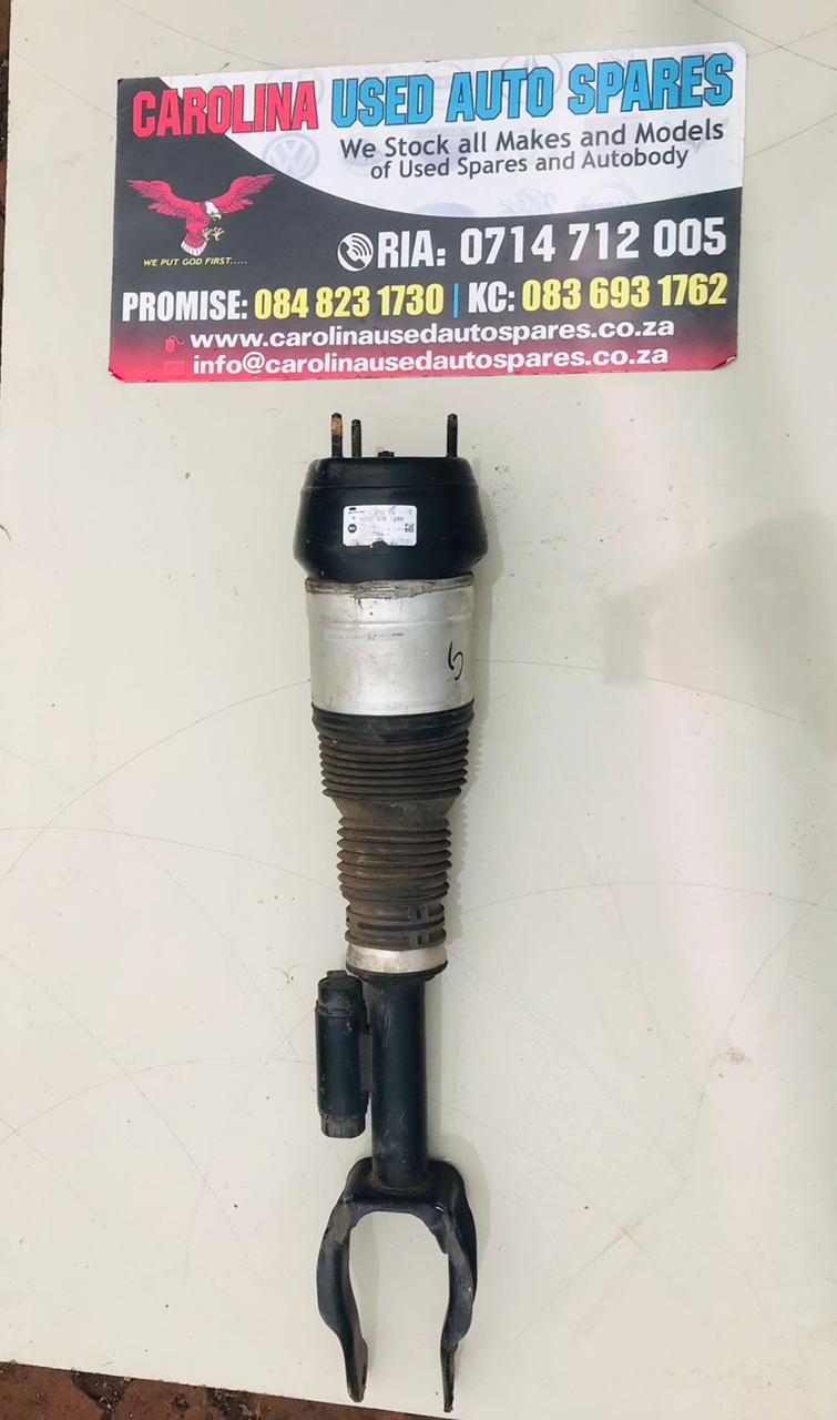 Mercedes Benz GLE coupe W292 right front air shock absorber - Private Seller Mercedes Benz GLE coupe W292 right front air shock absorber - Private Seller