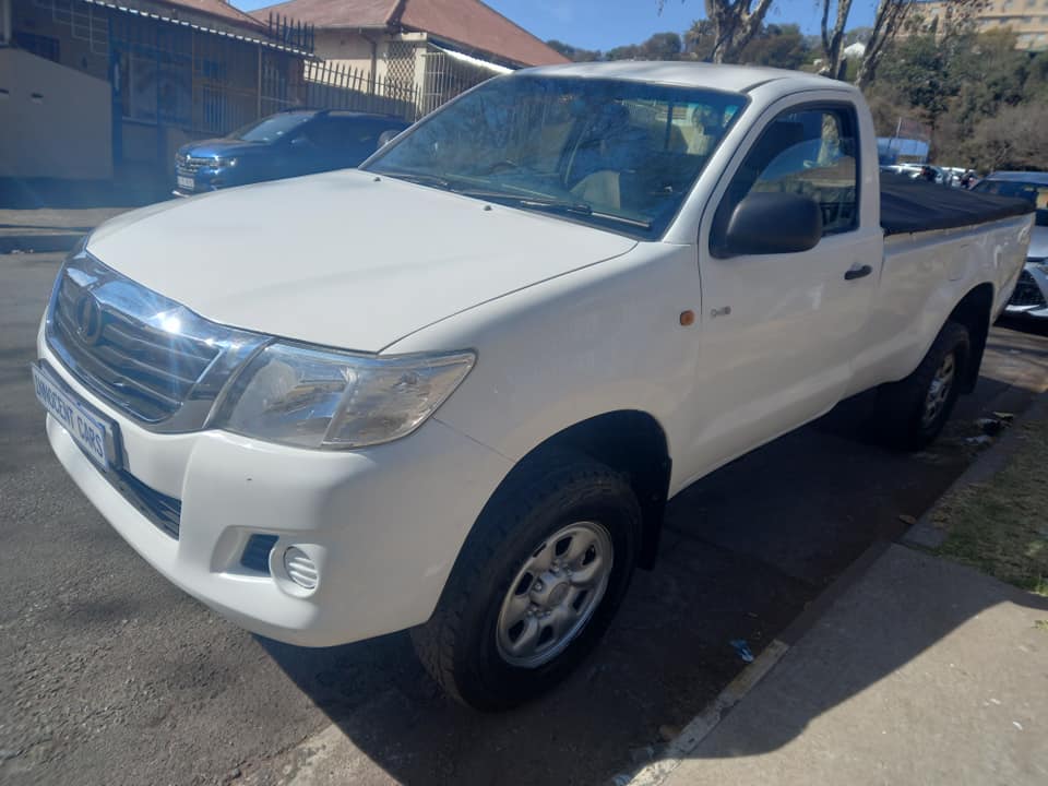 2013 TOYOTA HILUX 2.5 D4D ENGINE DIESEL, HIGH RAIDER, MANUAL, WHITE COLOR, 105000KMS,