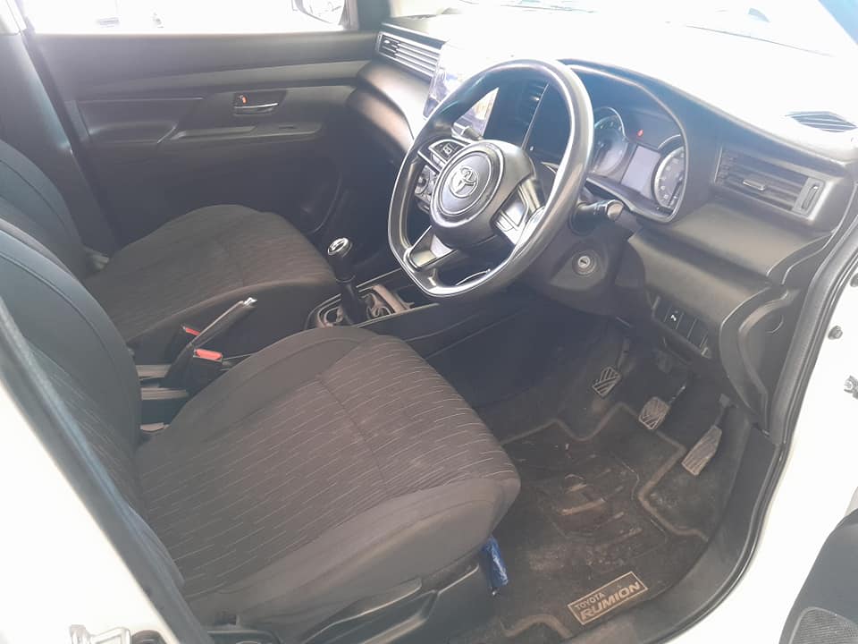 2021 TOYOTA RUMION 1.5 SX 7SEATER MANUAL
