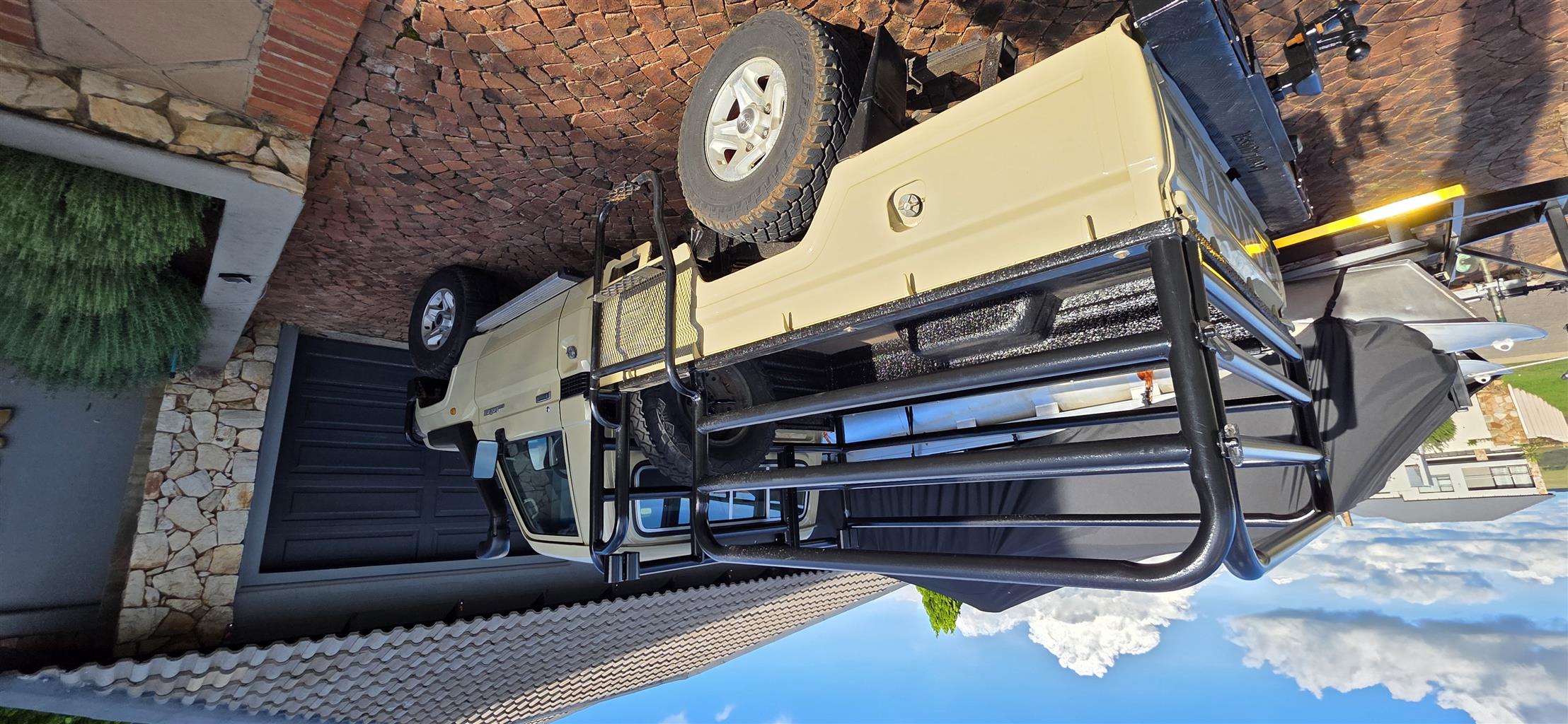 4.5 efi Land Cruiser single cab