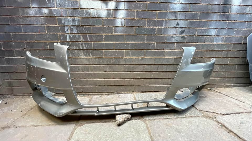 Audi A4 B8 sedan bumper - Private Seller Audi A4 B8 sedan bumper - Private Seller