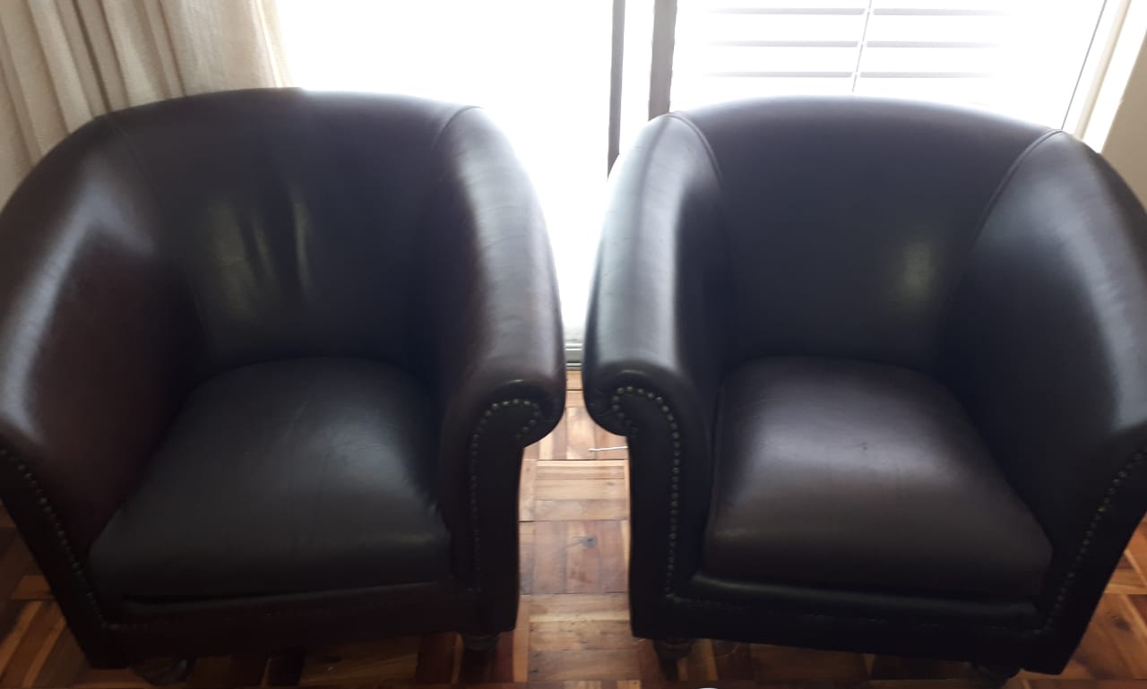 Coricraft leather online recliners