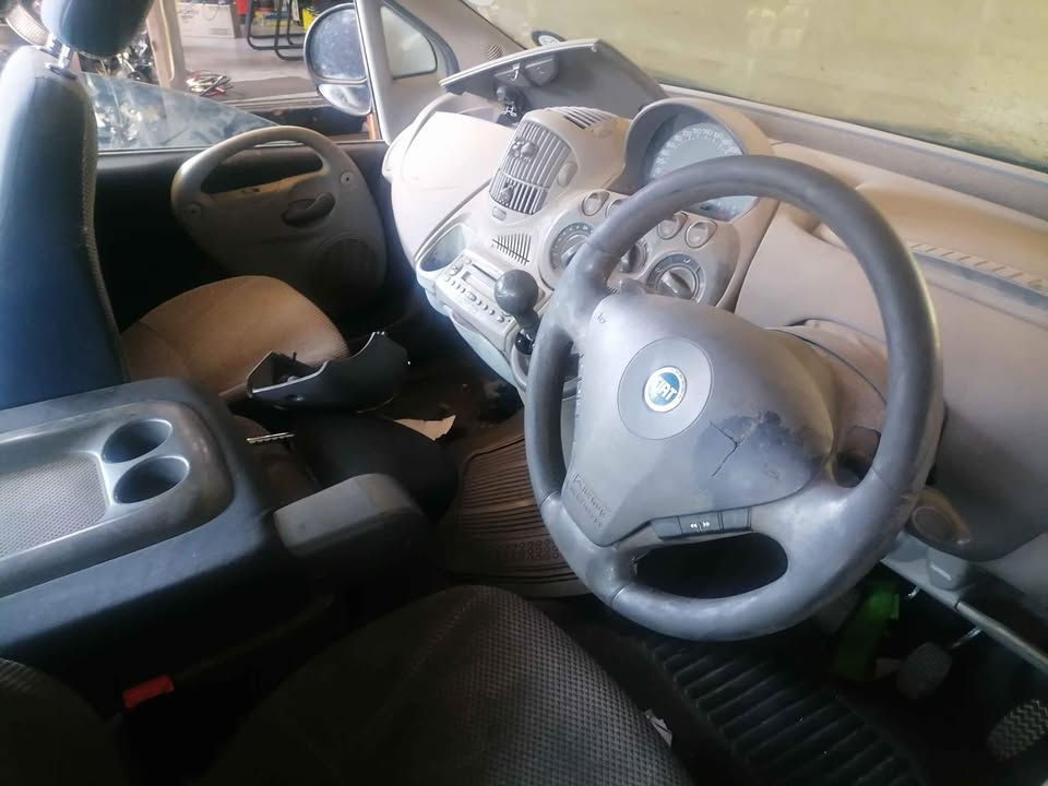 Fiat multipla stripping for spares - Private Seller