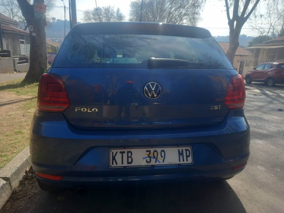 2017 VW Polo Tsi 1.2 Petrol, Manual, Blue, 52000kms