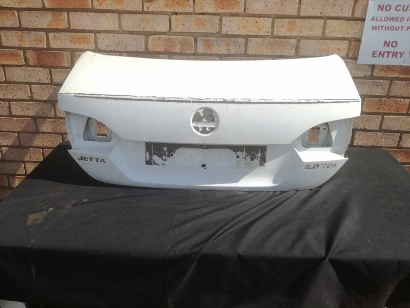 Volkswagen Jetta 6 Tailgate - Private Seller Volkswagen Jetta 6 Tailgate - Private Seller