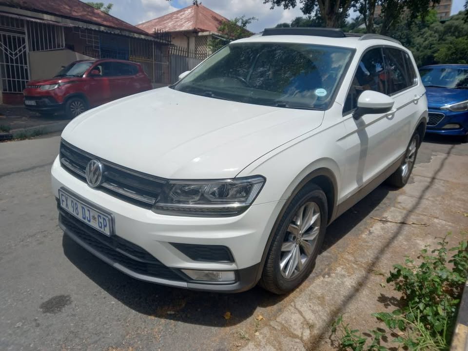 2017 VW TIGUAN 4MOTION 2.0 TSI  PETROL, Automatic, White Color, Mileage