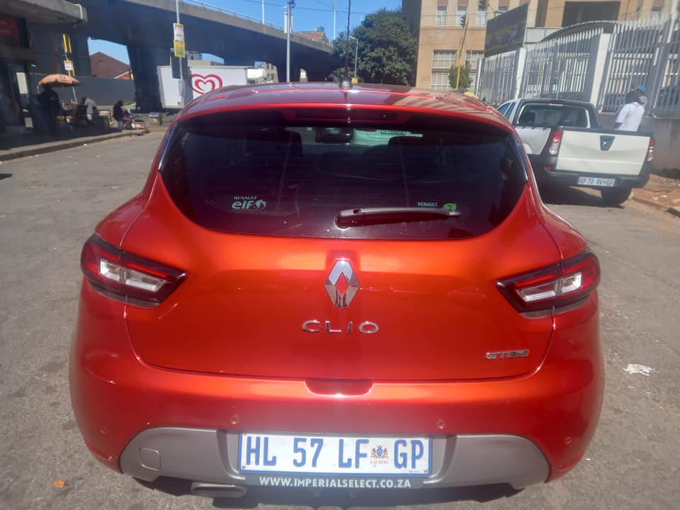 2019 RENAULT CLIO 4 T900 1.2 PETROL, MANUAL TRANSMISSION, RED COLOUR