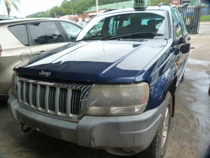 Jeep Grand Cherokee Laredo 4.7 V8 AT Navy - 2004 STRIPPING FOR SPARES - Private Seller Jeep Grand Cherokee Laredo 4.7 V8 AT Navy - 2004 STRIPPING FOR SPARES - Private Seller