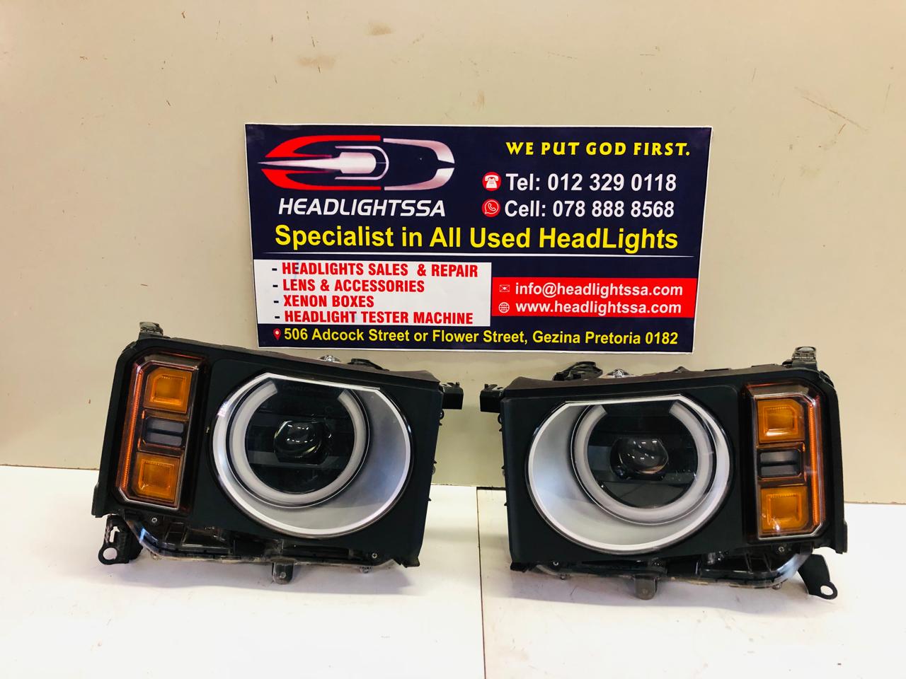 Land Cruiser Prado 250 series left and right side headlights - Private Seller Land Cruiser Prado 250 series left and right side headlights - Private Seller