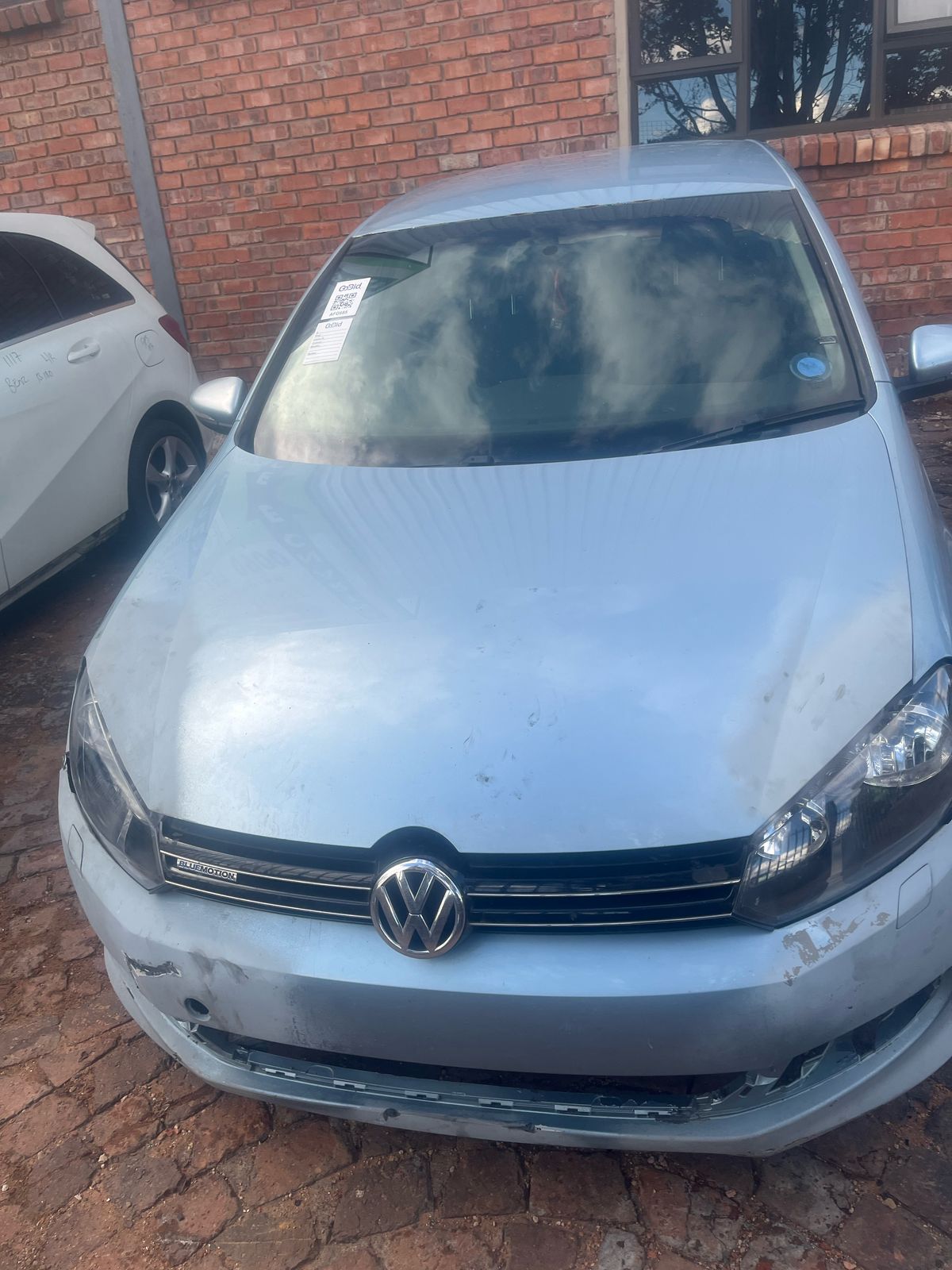 VW GOLF 6 1.6 TDI STRIPPING FOR SPARES - Private Seller VW GOLF 6 1.6 TDI STRIPPING FOR SPARES - Private Seller