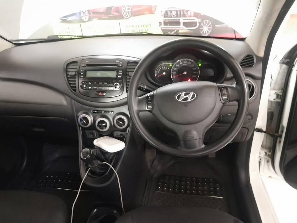 2013 HYUNDAI I10 1.1 MANUAL