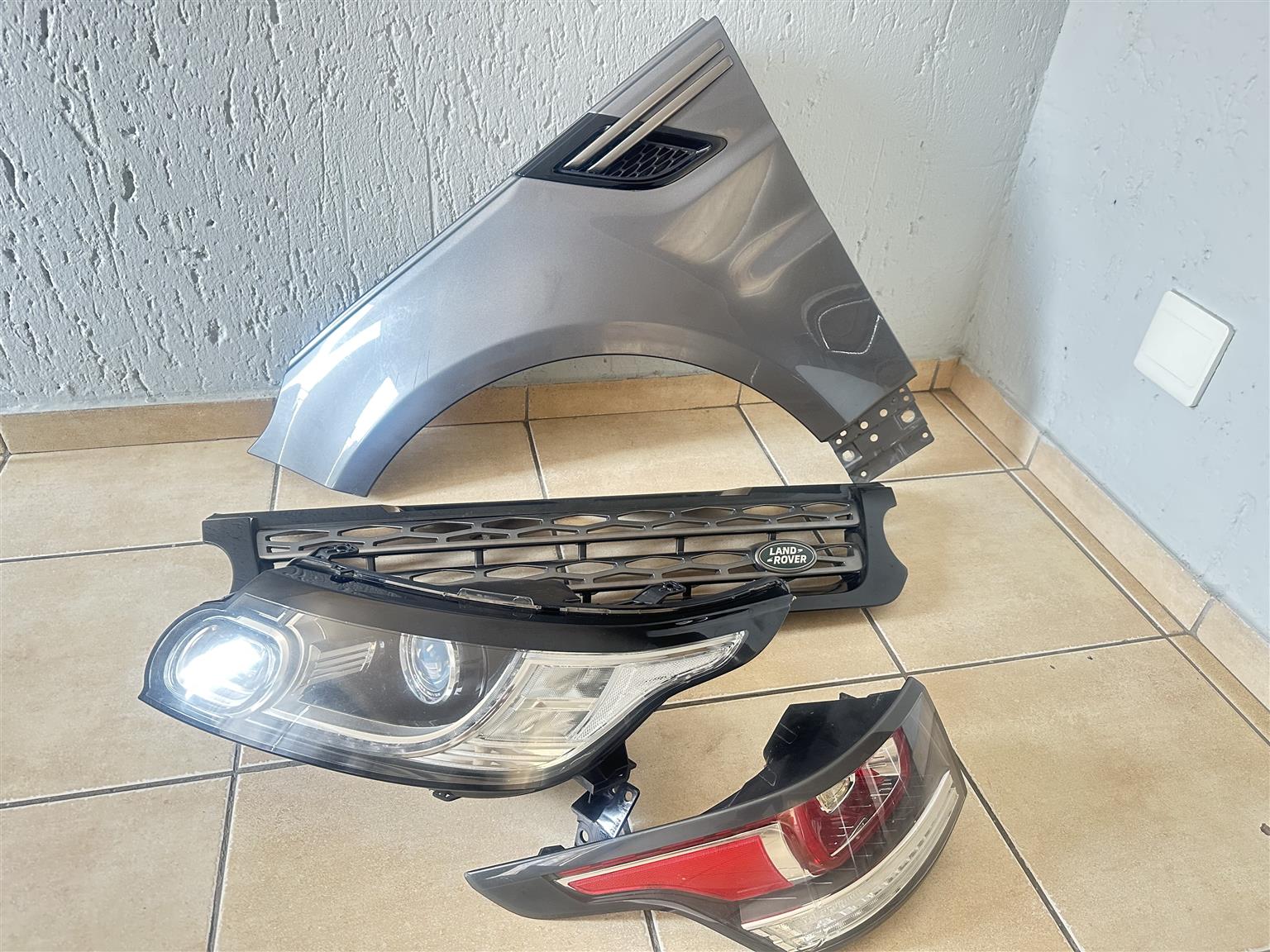 2015 Range Rover Sport Headlight , Tailight, Fender ,Front Grill - Private Seller 2015 Range Rover Sport Headlight , Tailight, Fender ,Front Grill - Private Seller