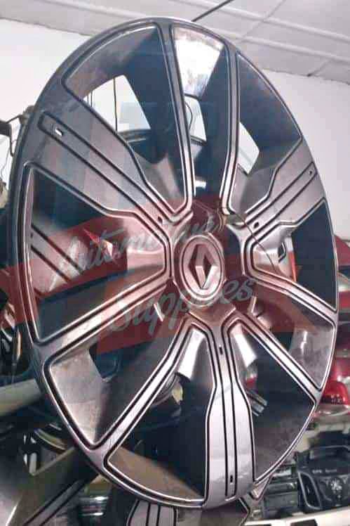 Renault Kwid Climber Wheel Caps for sale