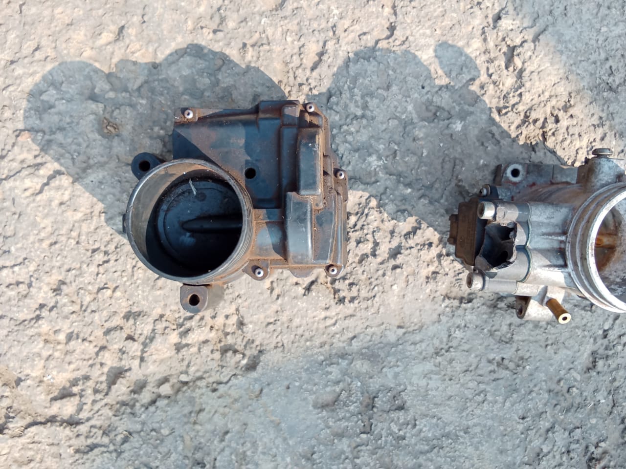 Peugeot (308) throttle body - Private Seller Peugeot (308) throttle body - Private Seller