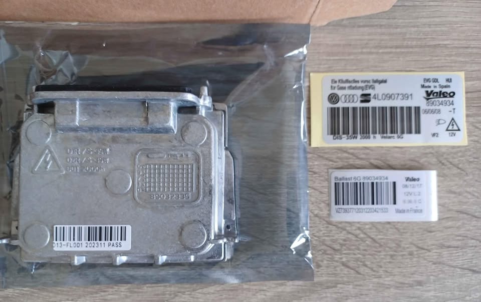SEAT Xenon ballast module 4L0907391 - Private Seller