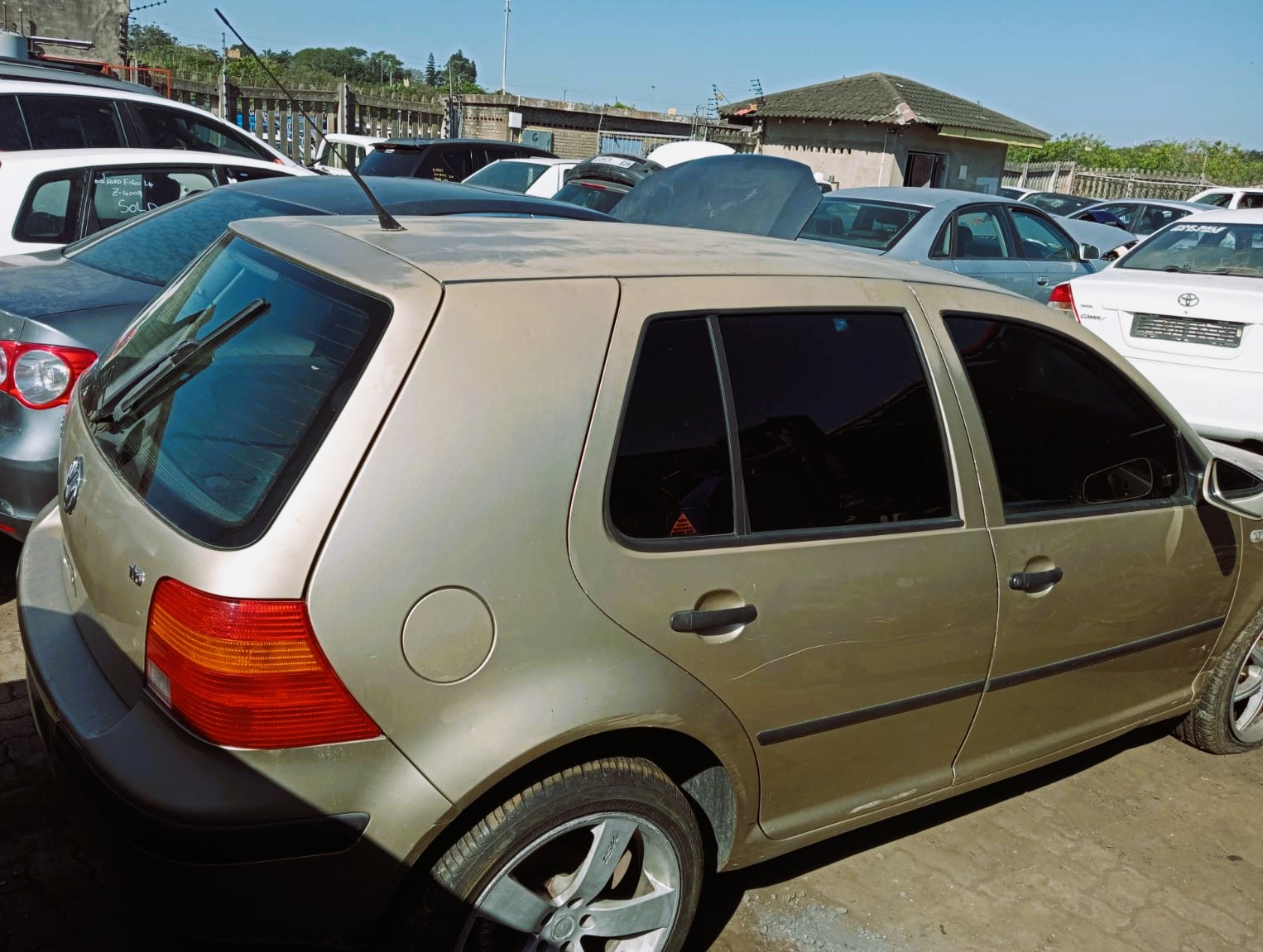 2002 VW Golf 4 1.6 - Stripping for Spares