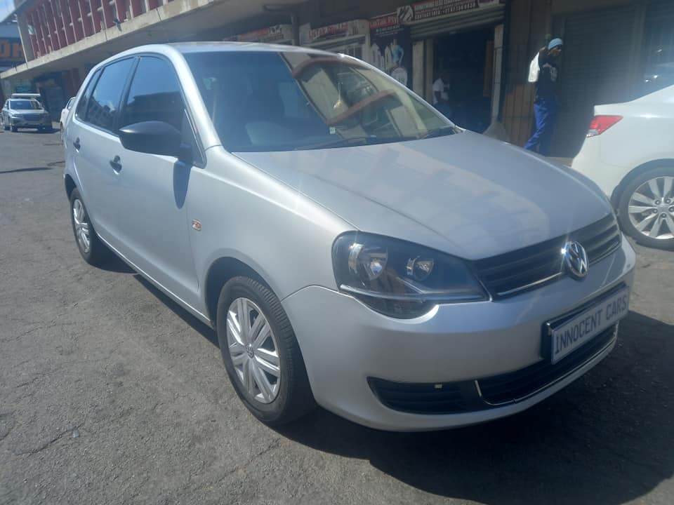 2016 VW POLO VIVO 1.4 PETROL ENGINE, MANUAL TRANSMISSION SILVER COLOUR, MILEAGE 68000KM